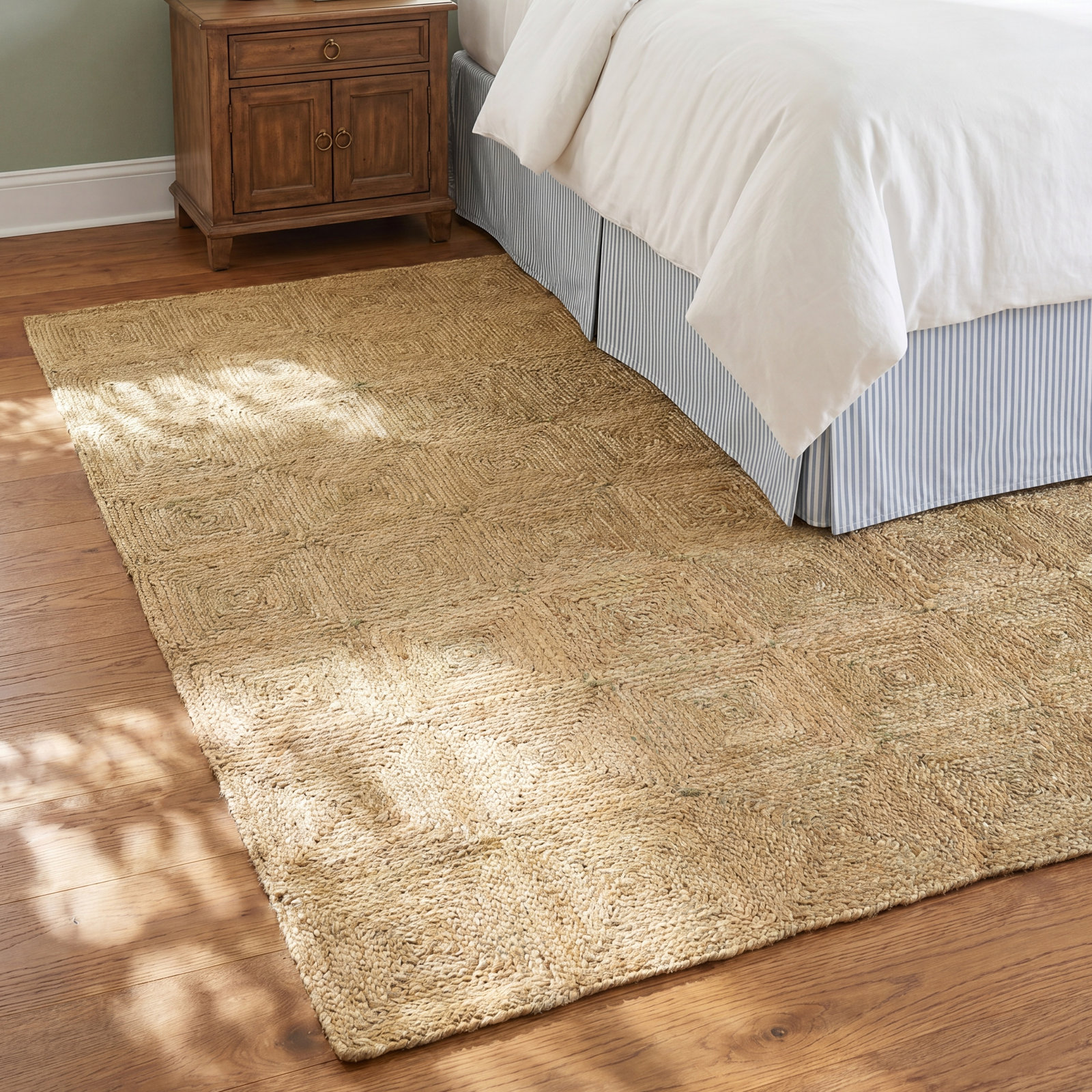 Mykonos Green Hand-Woven Geometric Jute Rug, Rectangle 7'10" x 9'10"