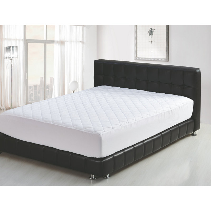 Protège-matelas matelassé hypoallergénique avec poche profonde Hamida, Simple