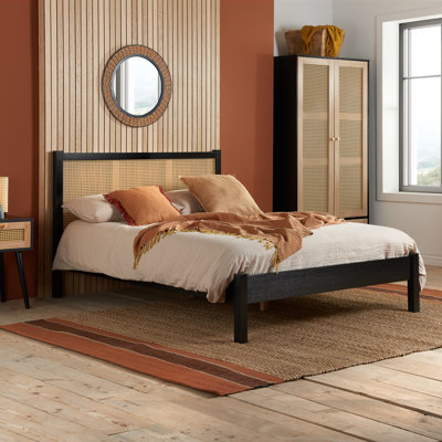 Noemi Kingsize (5') Panel Bed
