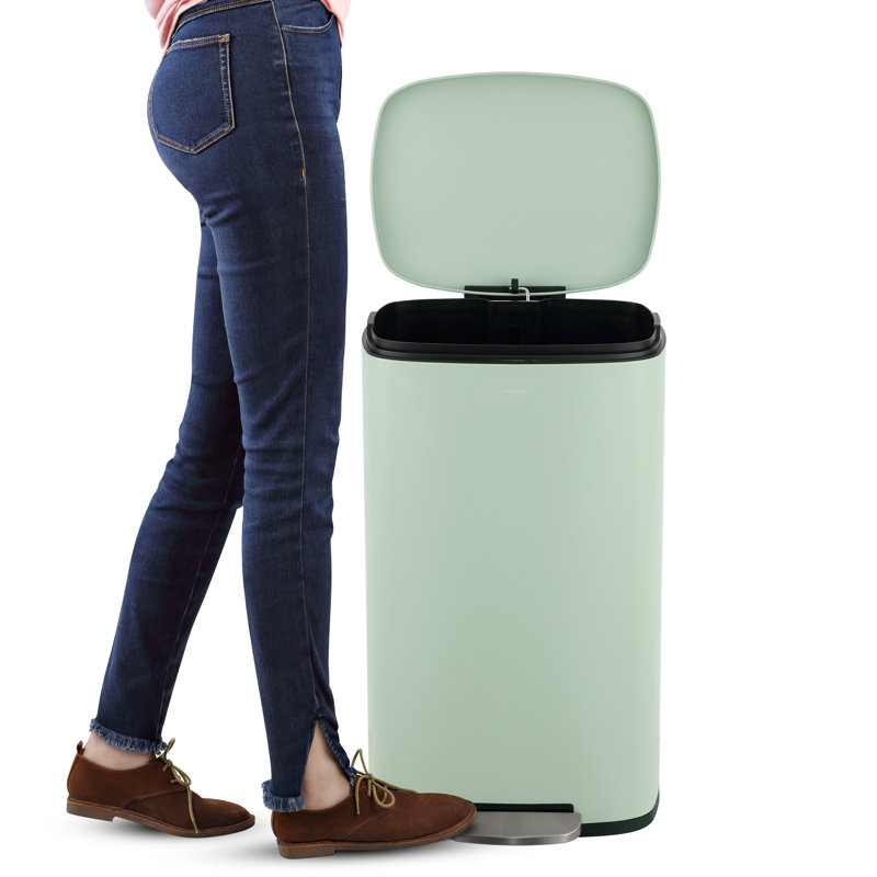 Pistachio Gelato Stainless Steel 8-Gallon Step Trash Can