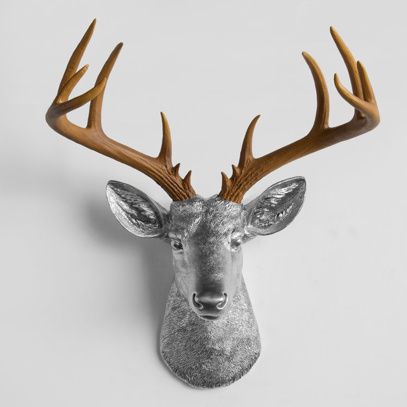 Handmade Rustic Animals Wall Decor on Resin, Silver/Brown