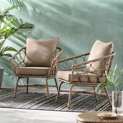 Outdoor Chair - Earthy Style With & Spill- Cushions, 26.50"W X 25.50"D 28.75"H, 300 Lbs Max Club Look Brown