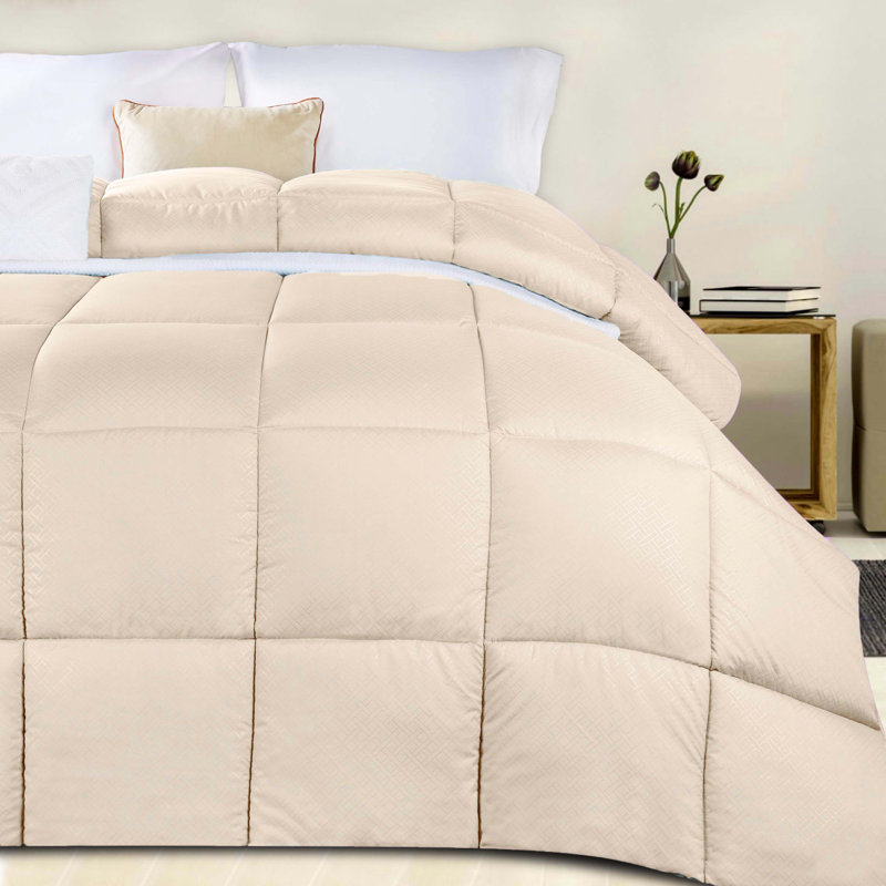 Édredon en duvet synthétique réversible toutes saisons Superior , Crème, Édredon très grand
