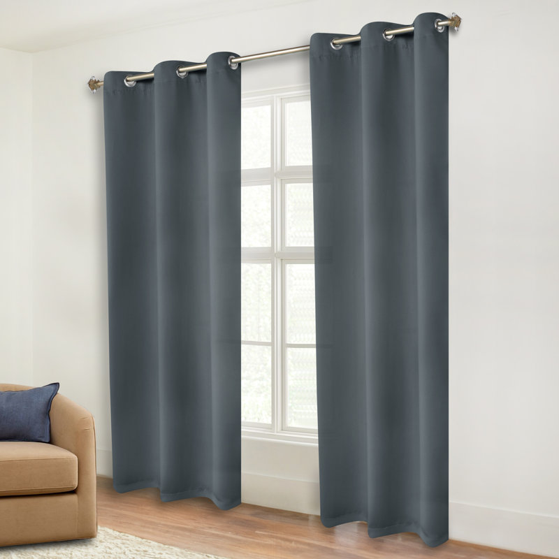 Paire de rideaux obscurcissant avec œillets Millendon, Gris, L 42 po x L 84 po