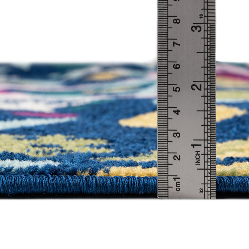 Holle Floral Indoor Rug, Rectangle 2' x 3'1"
