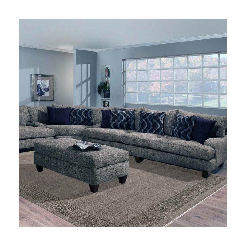 Pearl Wool Floral Area Rug in Gray, Rectangle 8' x 10'