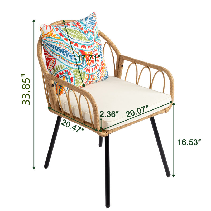 Chaise de patio en osier avec coussin