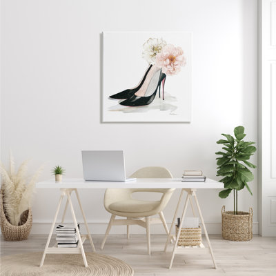 «Pink Floral Black Heels Chic Fashion Shoes» par Carol Robinson - peinture sur toile