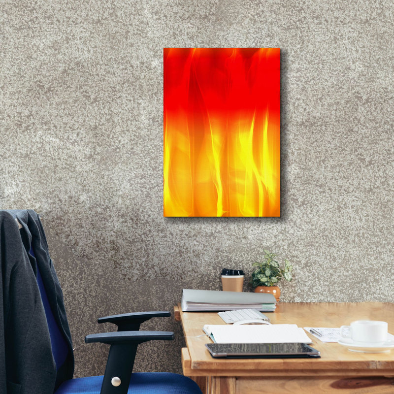 «Mysterious Light 2» par Irena Orlov, estampe numérique sur toile, H 26 po x l 18 po x P 0,75 po