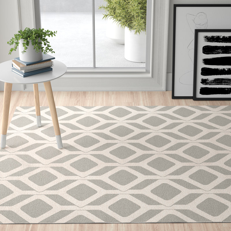 Sulien Geometric Indoor Rug, Rectangle 4' x 6'
