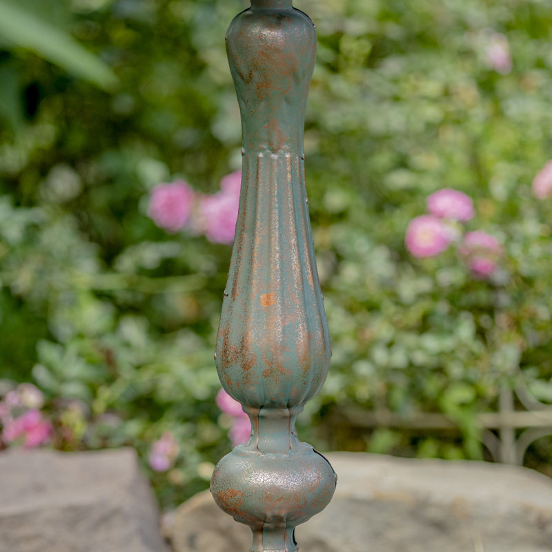 Bain d'oiseaux sur piédestal en métal Mattison, Bronze