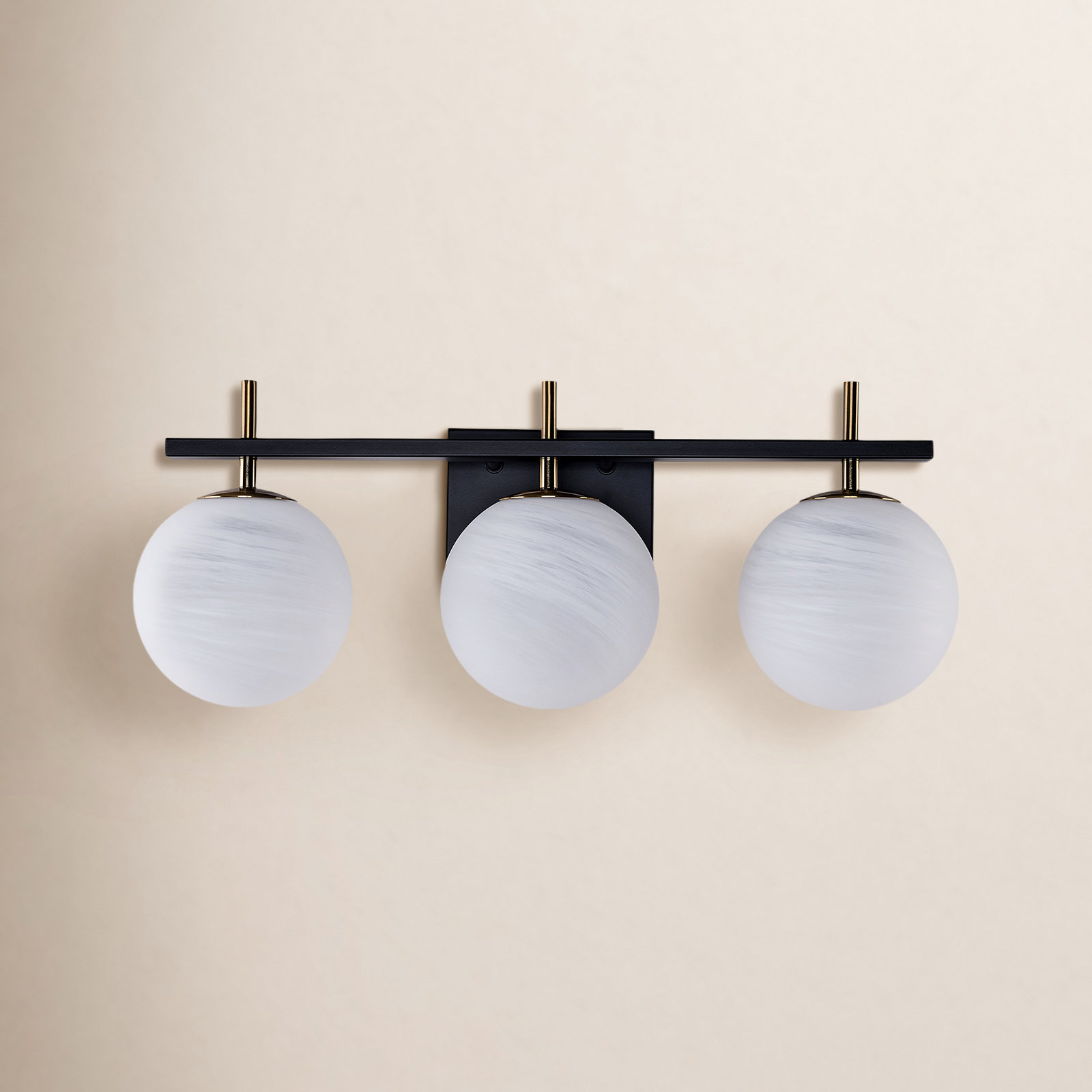 Lio Vanity Light, Matte Black/ Polished Gold, 3