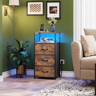 Table de chevet avec station de charge, table de chevet de 31,9 po de hauteur avec 3 tiroirs en tissu, table de chevet à DEL avec ports et prises USB, table de bout pour dortoir, chambre à coucher, vestibule