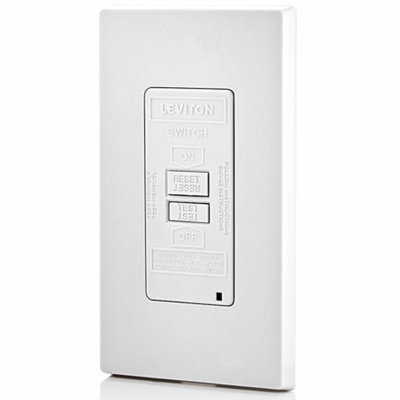 Leviton SmartlockPro 20 Amp 125 Volt Duplex Watthite GFCI Outlet 5-20R 1 Pack