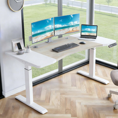 Bureau électrique debout à hauteur réglable 63 po x 30 po à deux moteurs Curve