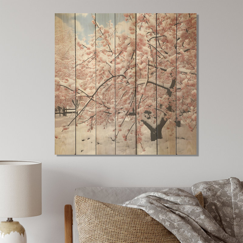 Neige hivernale sur un cerisier en fleurs rose - fleur de cerisier sur bois, H 15 po x l 15 po
