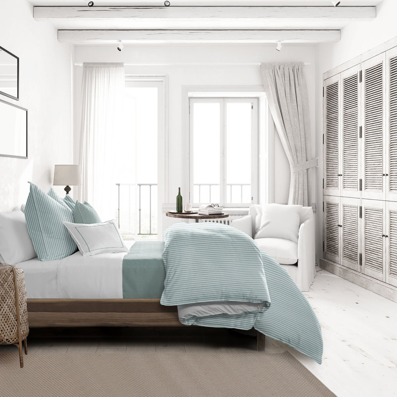 Glacier White Cotton Twin Coverlet Set with Pillow Shams