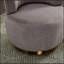Chaises d'appoint pivotantes tonneau avec siège large-130605528