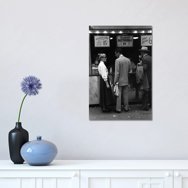 Charles James Story Ice Cream Sodas (NYC, 1949) by Ruth Orkin - Print on Canvas, Wrapped Canvas, 30.48 cm H x 45.72 cm W