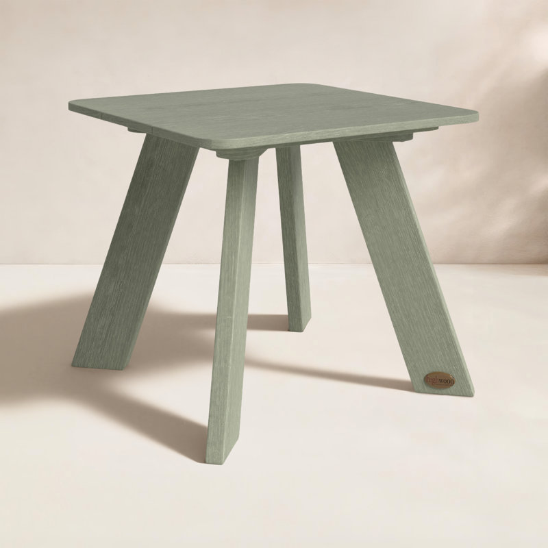 Table d'appoint en plastique Byrnes, Eucalyptus