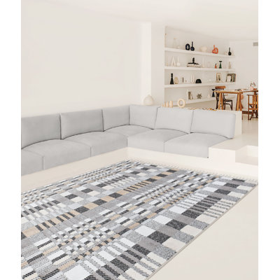 Sumekh Geometric Indoor Rug