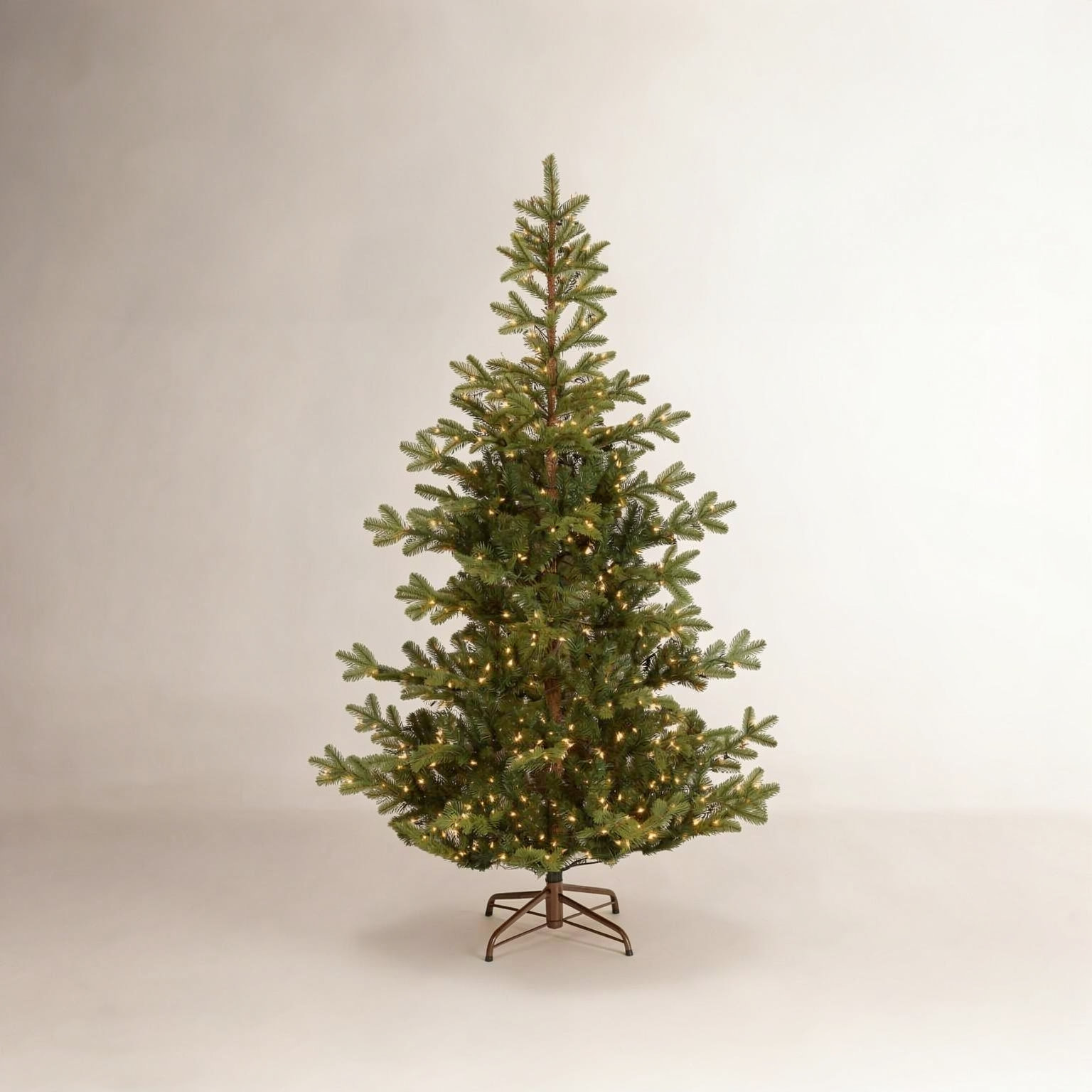 Pre-Lit Spruce Christmas Tree, 6.5'