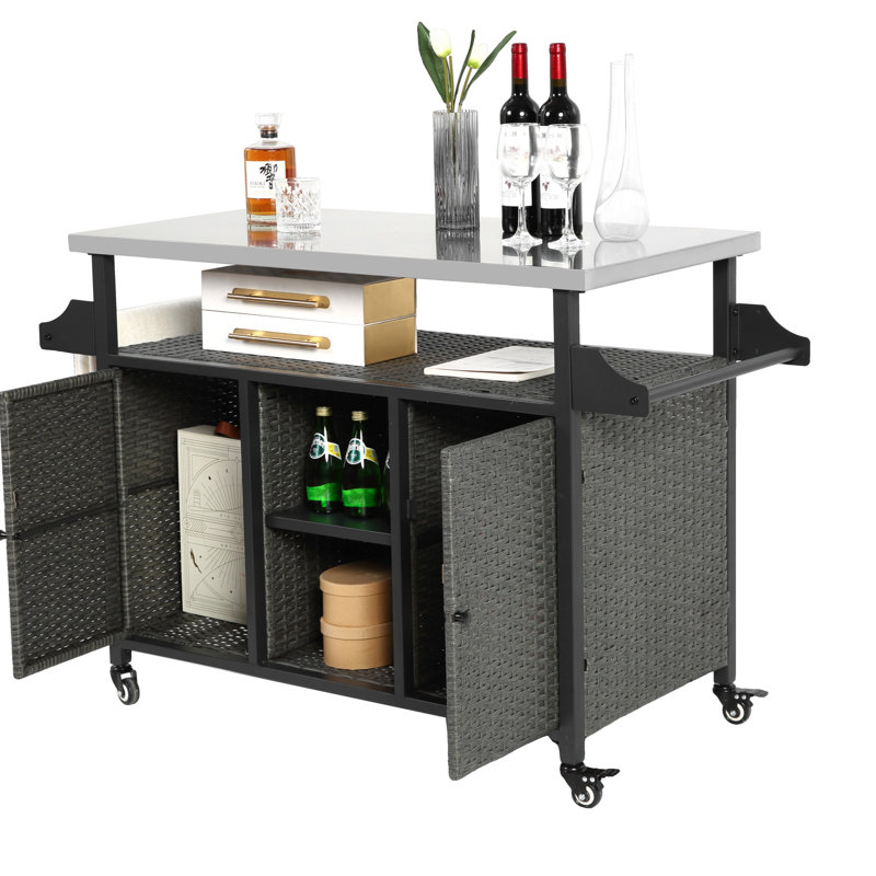Grand chariot pour îlot de cuisine en osier avec plateau en acier inoxydable, roues et grand rangement pour une utilisation durable