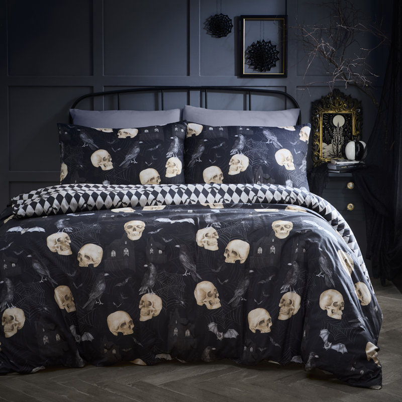 Gothic Skulls Cotton Blend Geometric Duvet Cover Set, Single Bed (140 x200 cm)