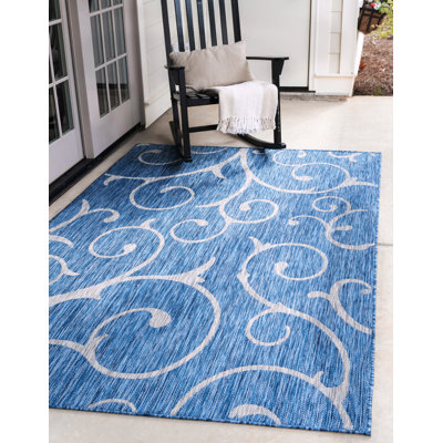 Hornersville Floral Indoor / Outdoor Rug