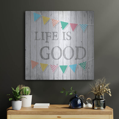 Trinx «Life is Good» par Alicia Soave, art mural en métal