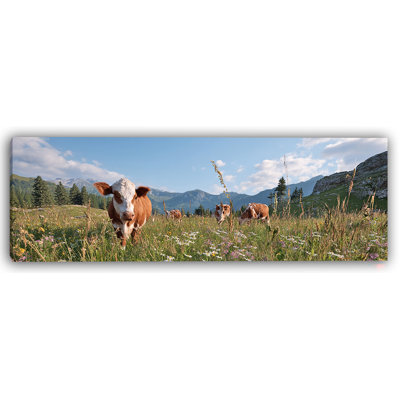 Art mural sur toile Alpine Meadow Companions