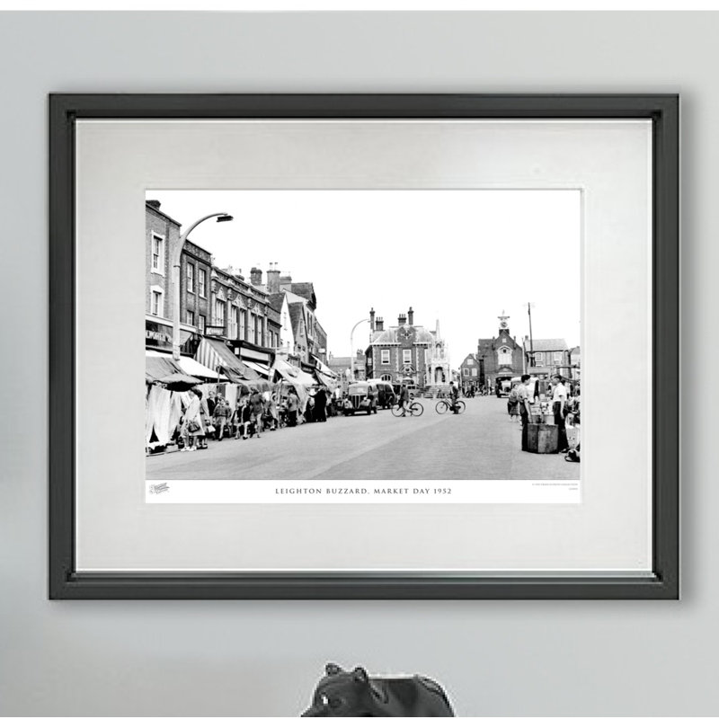 Leighton Buzzard, Market Day 1952 - Single Picture Frame Print, 40cm H X 50cm W x 2cm D