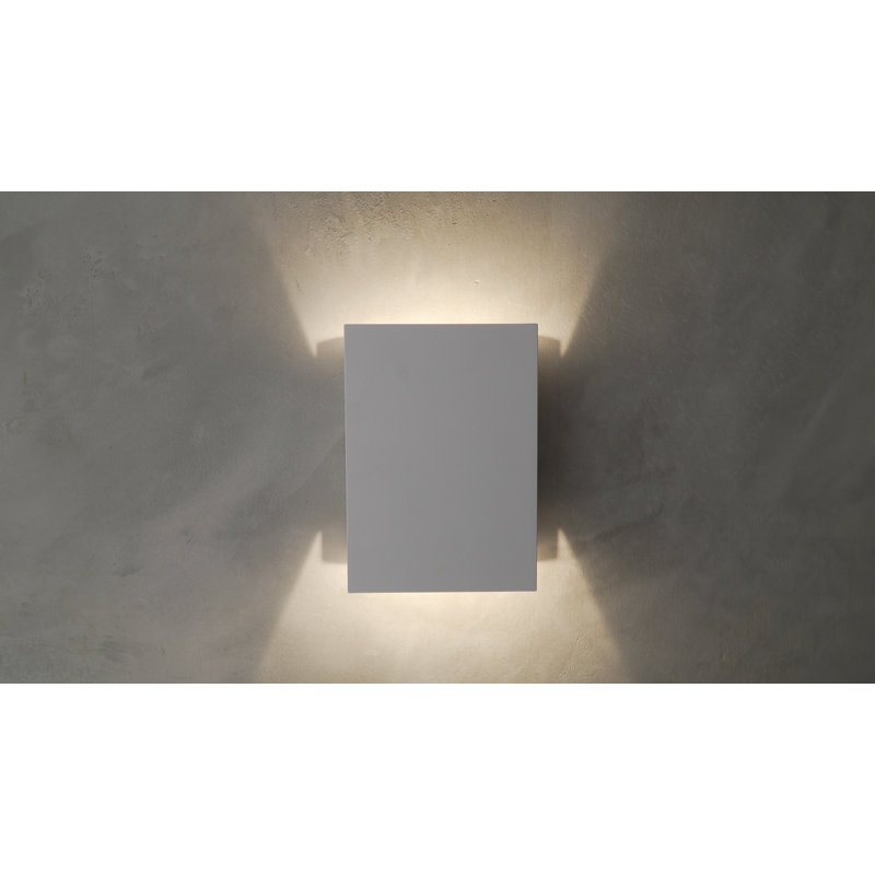 Sakil LED Wall Light