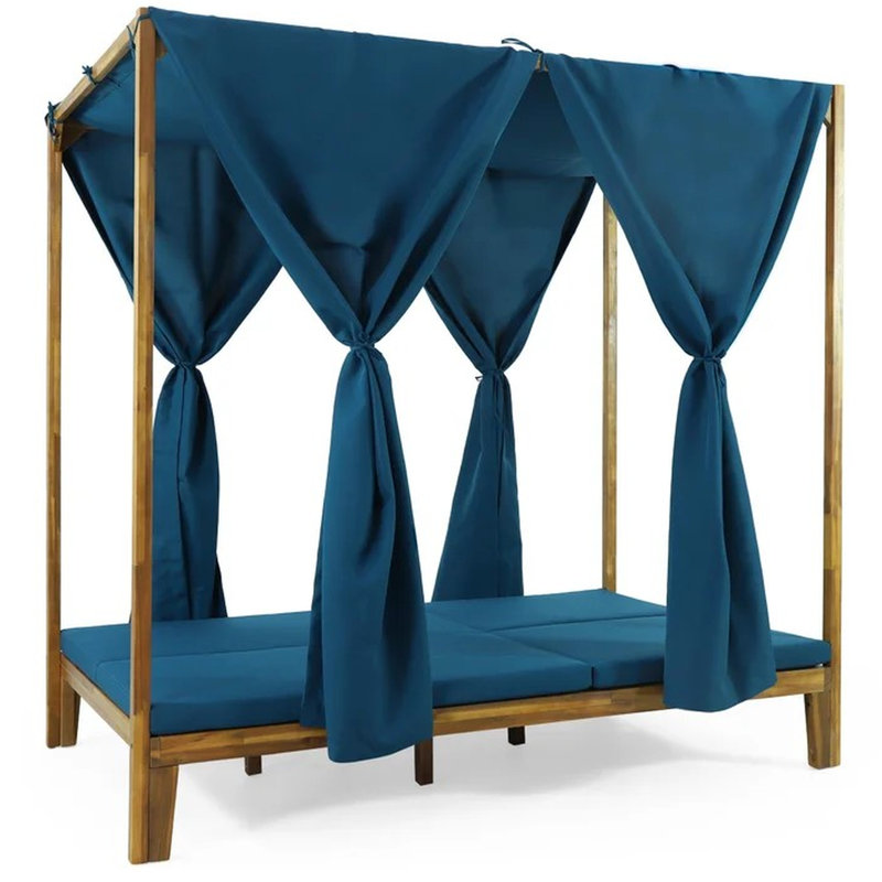Lit de jour avec éléments imperméables et coussins de fabrication imperméables