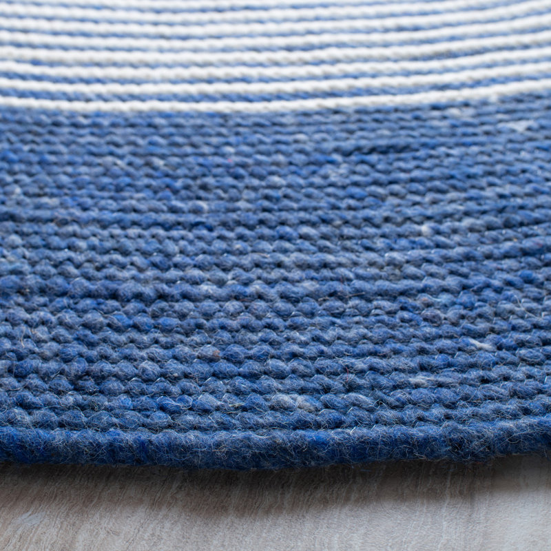 Braided Hand Woven Wool/Cotton Abstract Rug in Navy/Ivory, Round 4'