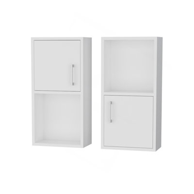 2 armoires à pharmacie avec tablette ouverte