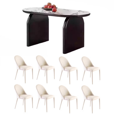 Table et chaise de salle à manger de style crème minimaliste