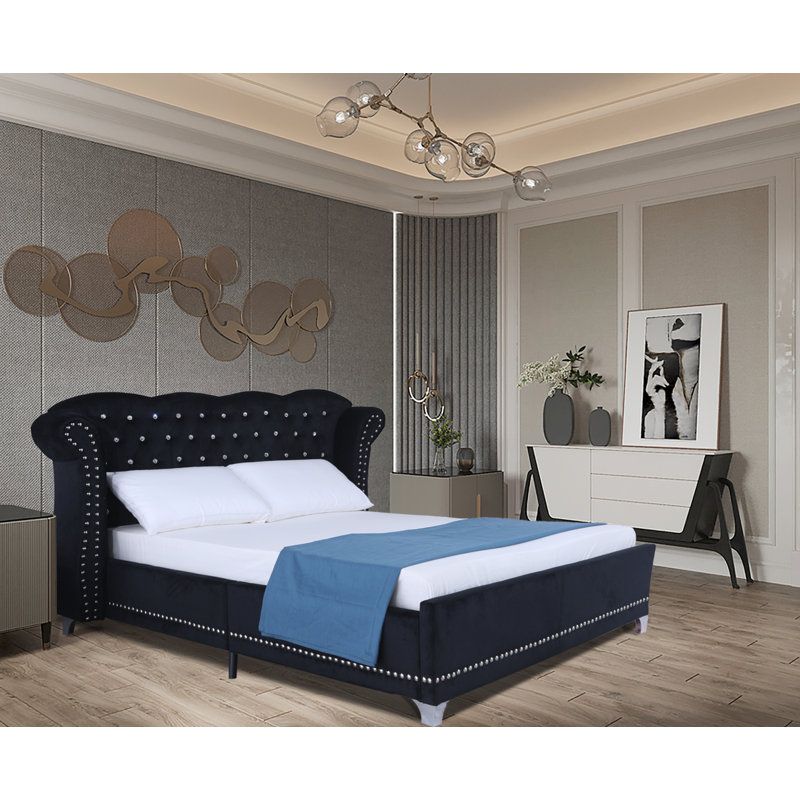 Lit Forace, Black Velvet