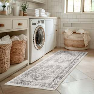 Tapis oriental en polyester tissé à la machine en gris