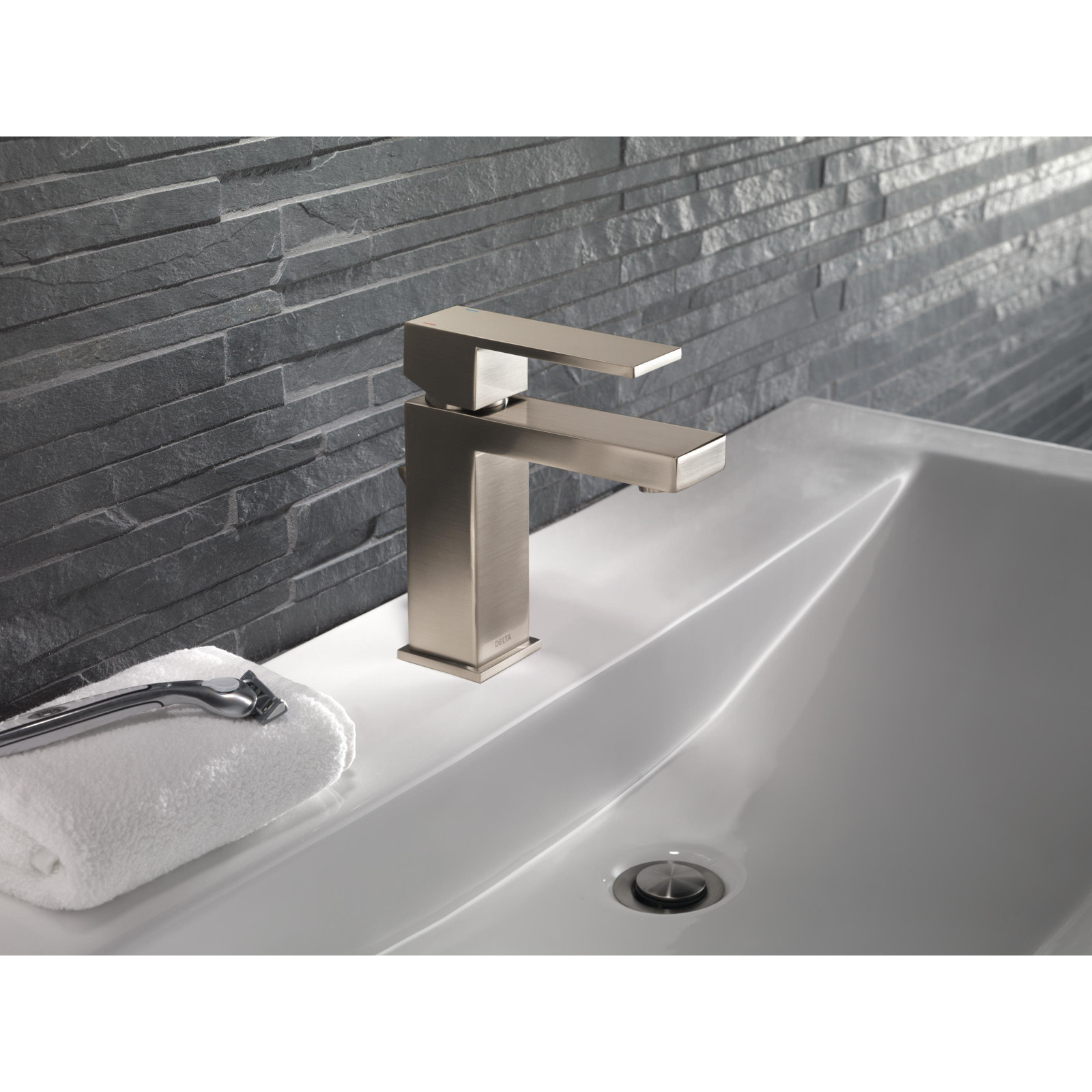 Modern Single-Handle Bathroom Faucet with Drain, Brilliance Stainless
