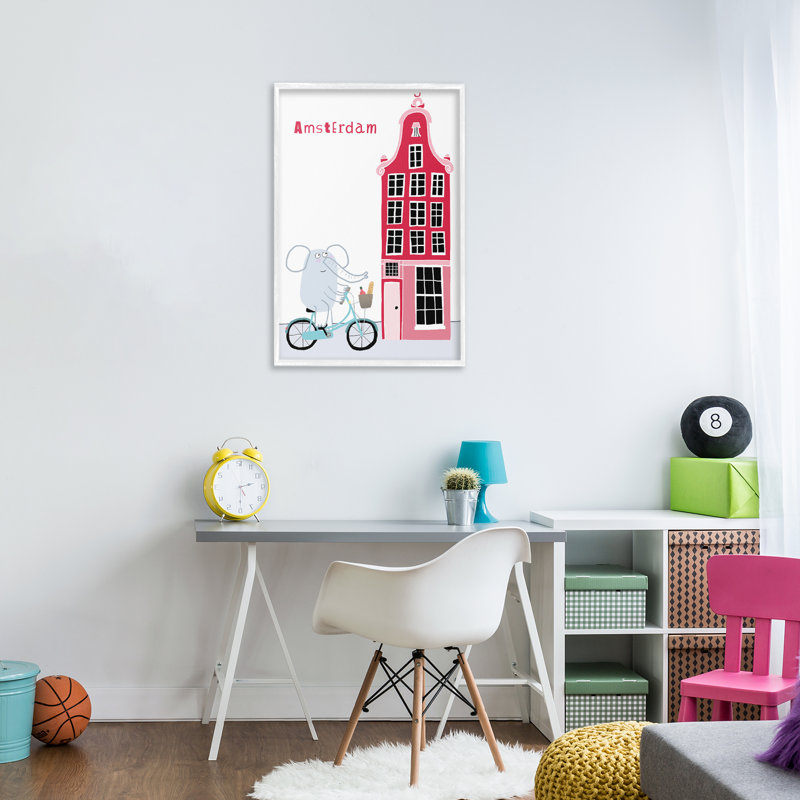 «Elephant & Amsterdam», giclée encadrée par Carla Daly, H 24 po x l 16 po, Estampe numérique encadrée blanc bord de mer