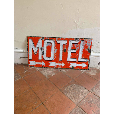 Kaniyla Metal Text & Numbers Wall Decor