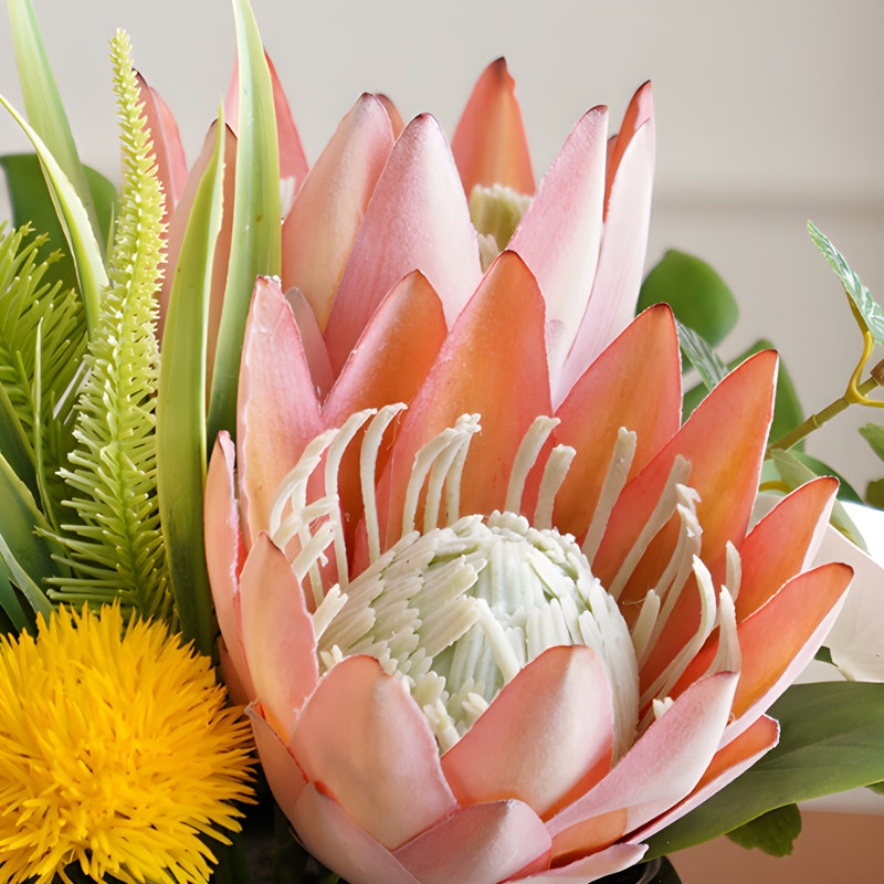 Ornements de fleurs simulées