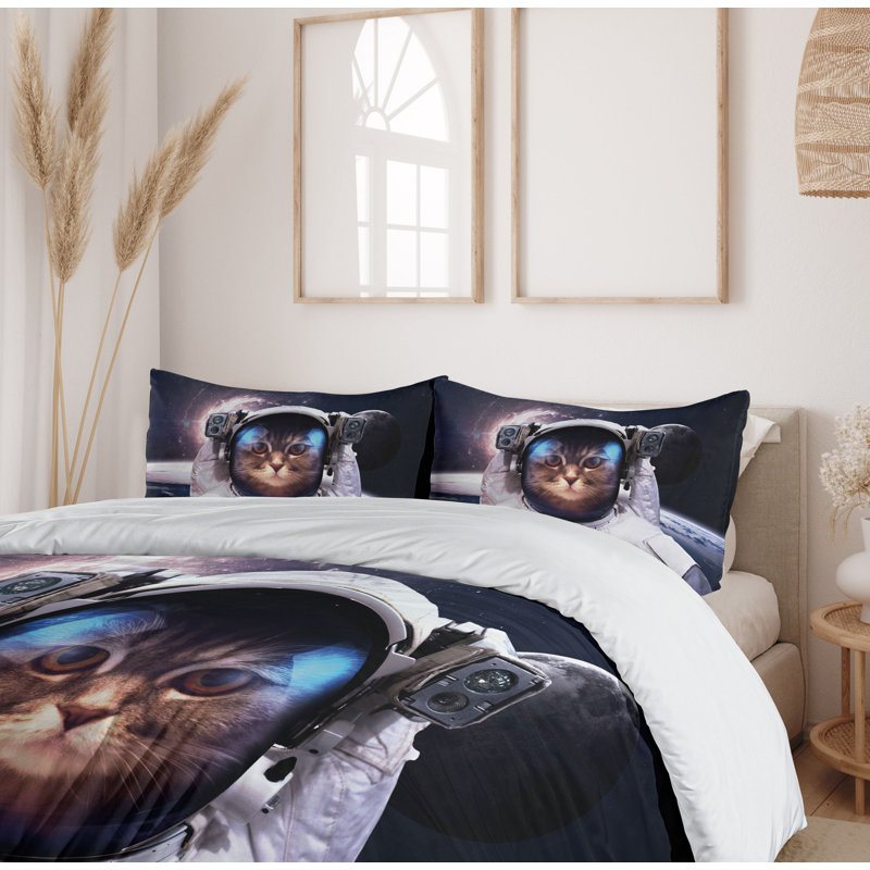 Space Cat Modern & Contemporary Polyester Duvet Cover, Twin