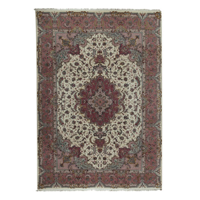 Hand-Knotted High-Quality Ivory Area Rug
