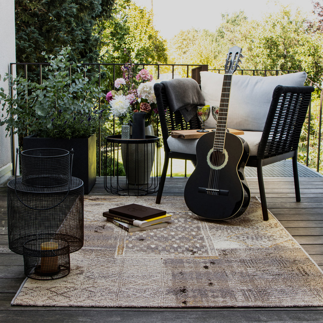 Brixton Southwestern Indoor / Outdoor Area Rug