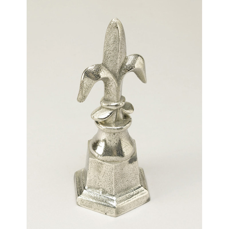 Sculpture fleur de lis Prangins