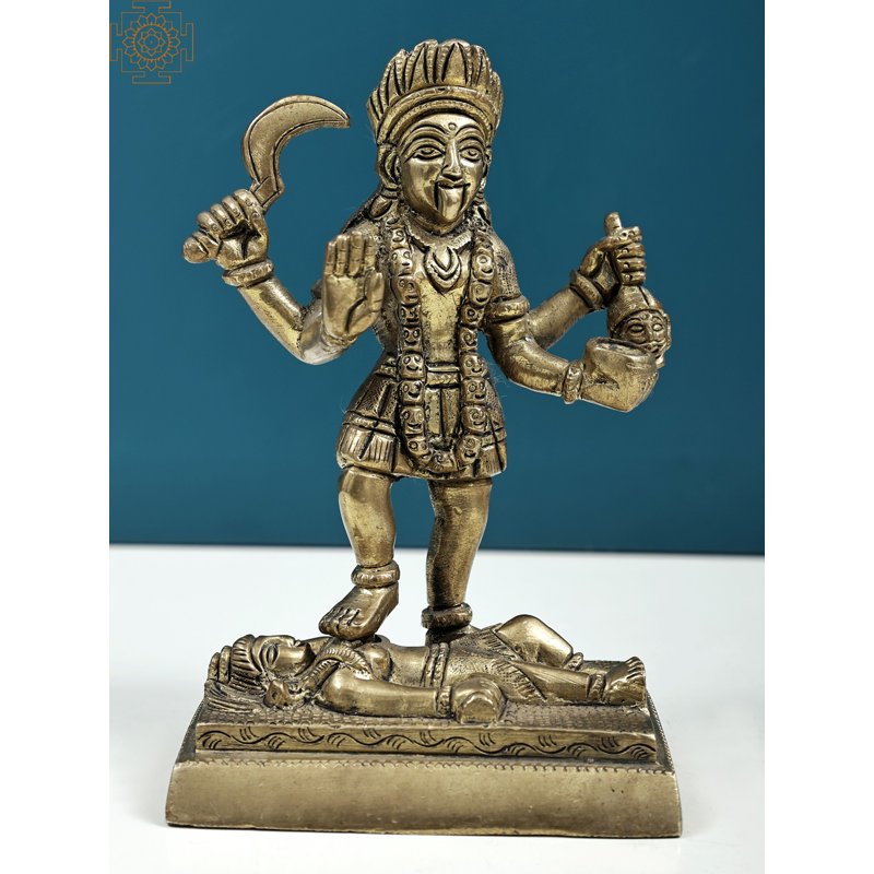 Statue en laiton 6 po Maa Kali Idol - déesse féroce fabriquée à la main Kali
