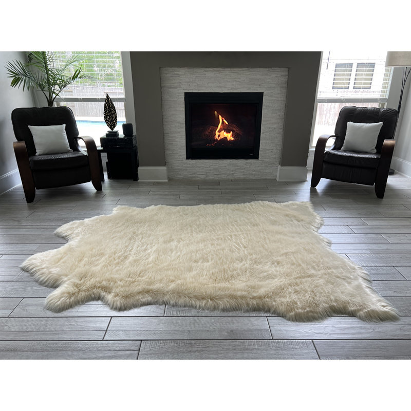 Faux Bison Skin Fur Shag Area Rug in Cream, Novelty 6' x 7'