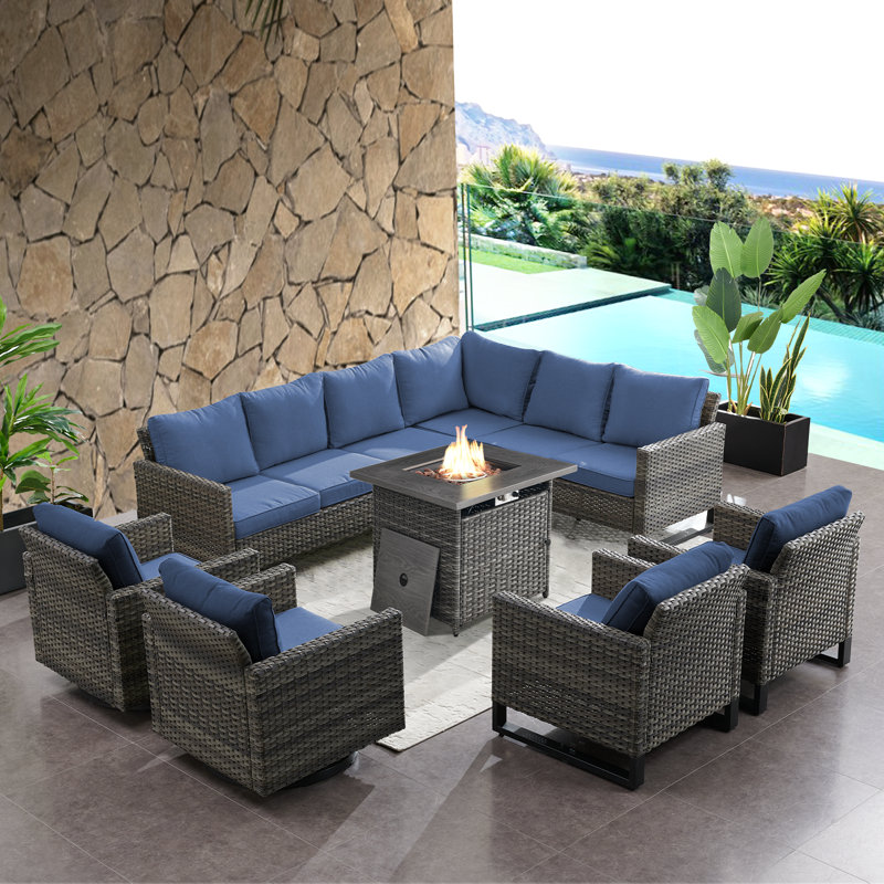Canapé modulaire en forme de L avec table de foyer d'extérieur en osier 6 pièces Naresa, Beige